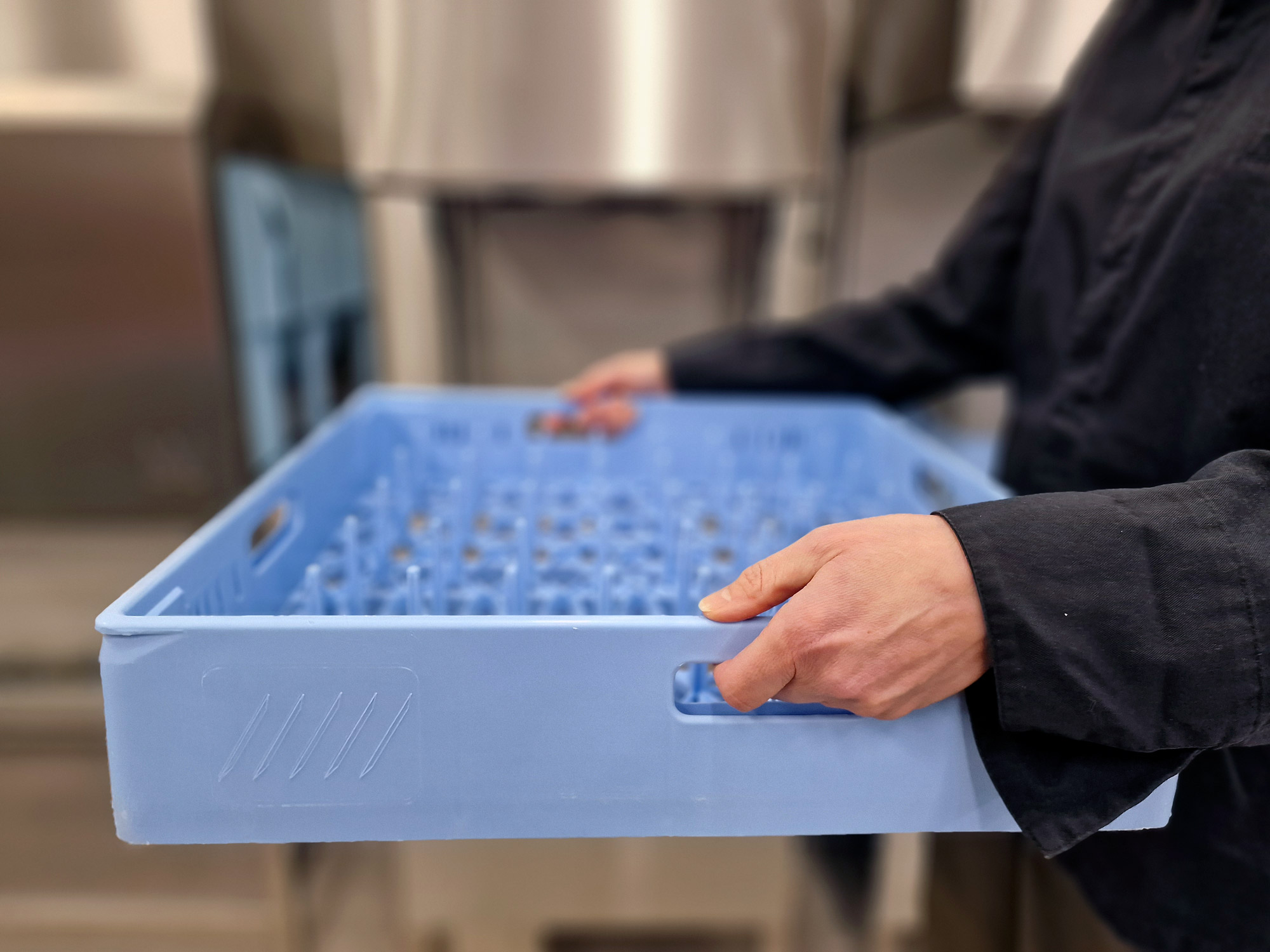 Dishwashing basket